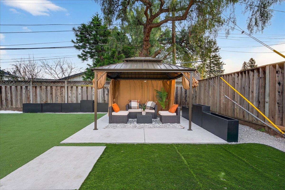 Property photo 44