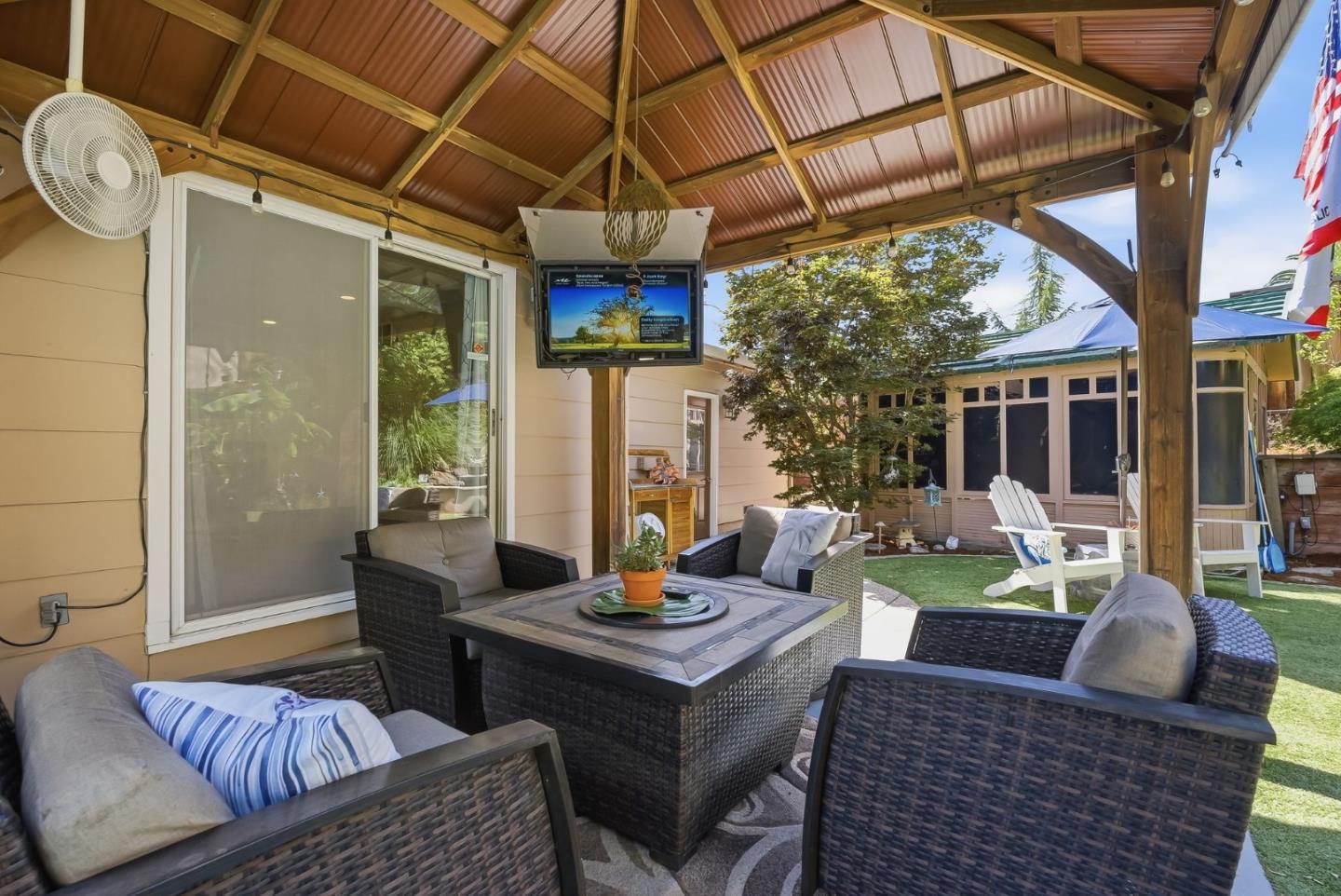 Property photo 44