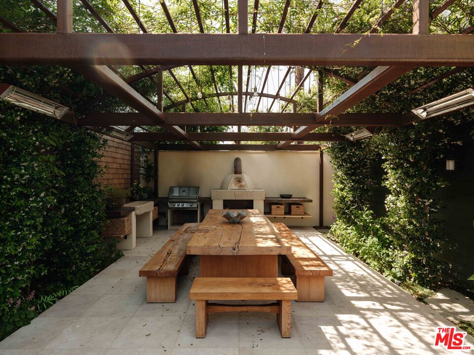 Property photo 38