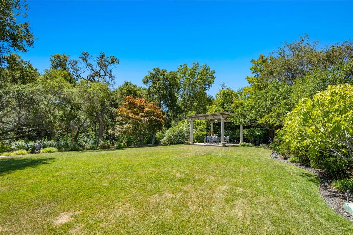 Property photo 44