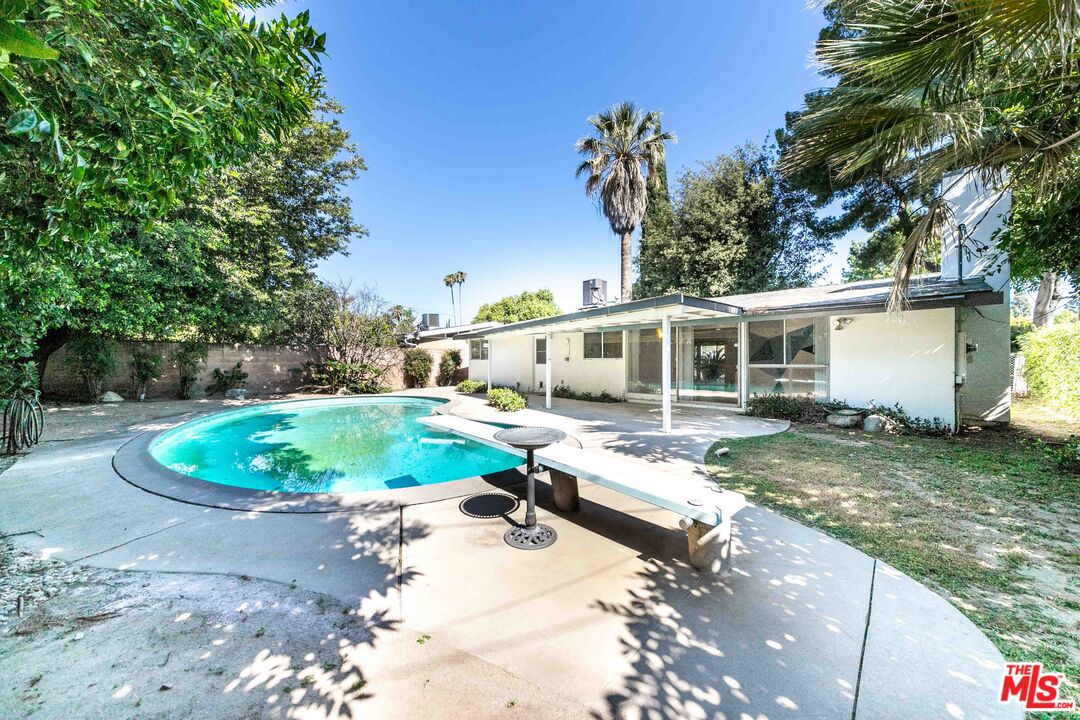 Property photo 35