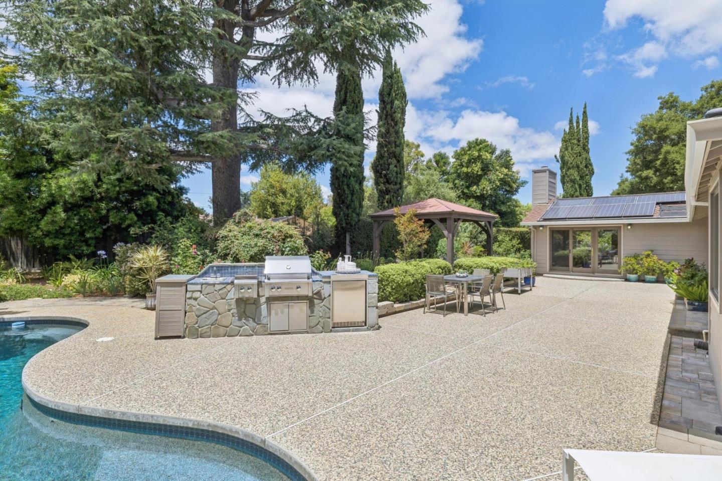 Property photo 40