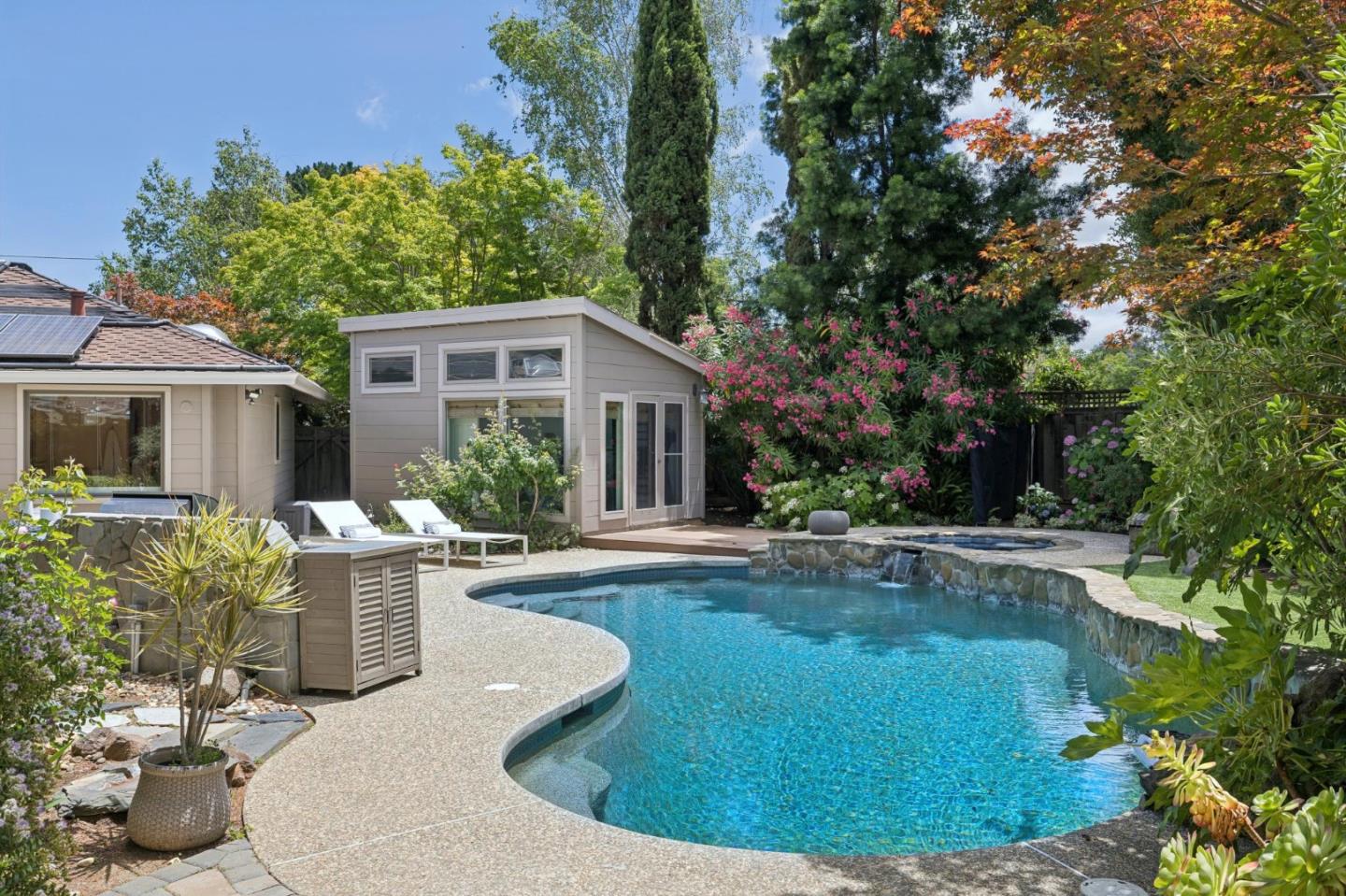 Property photo 44