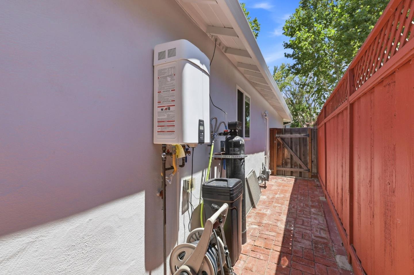 Property photo 46