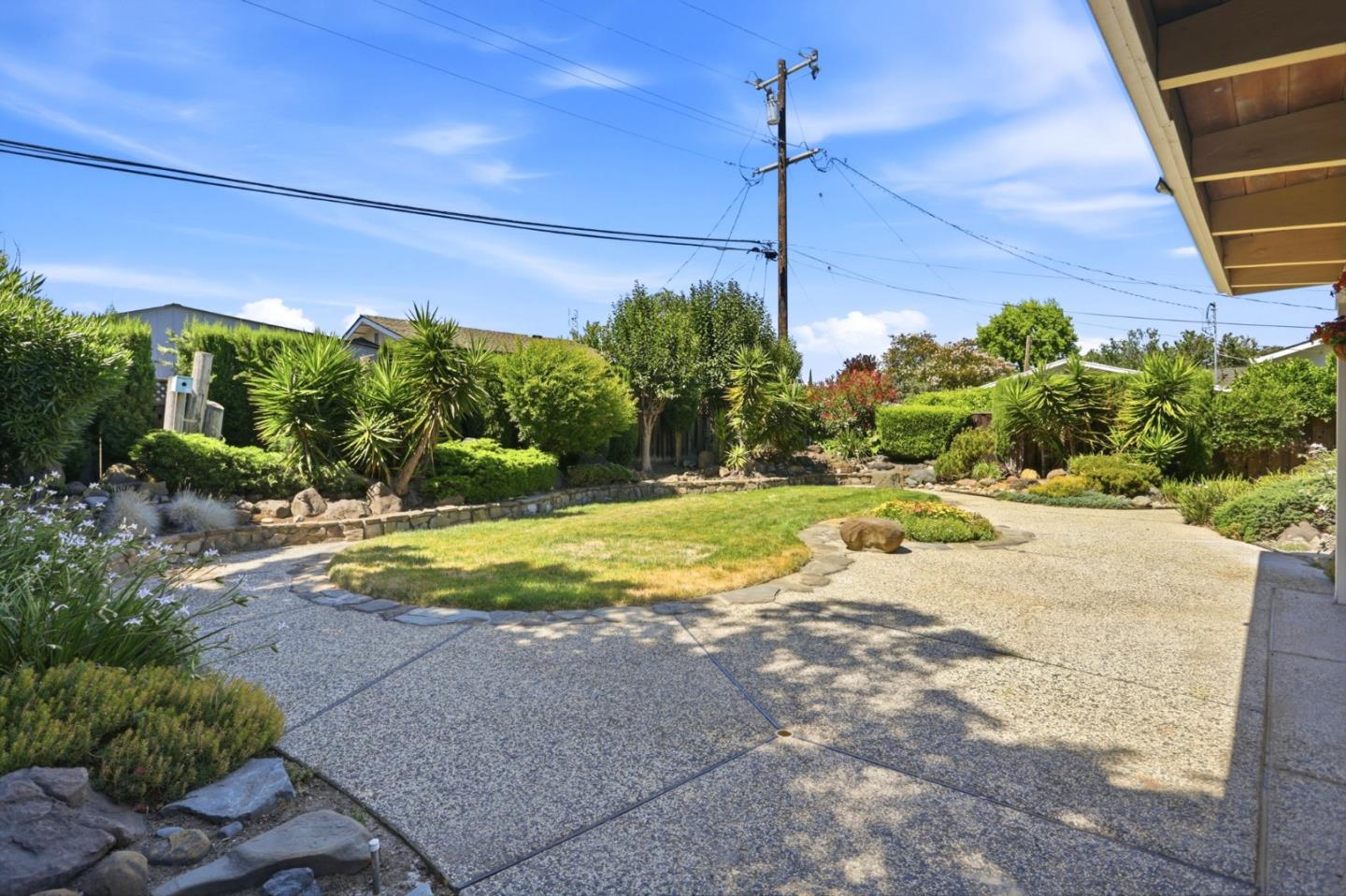 Property photo 35
