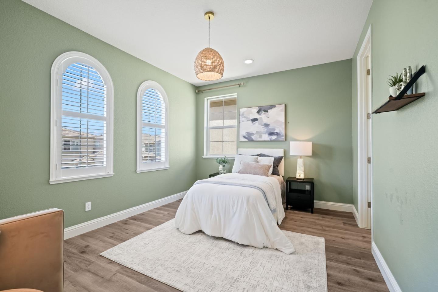 Property photo 37