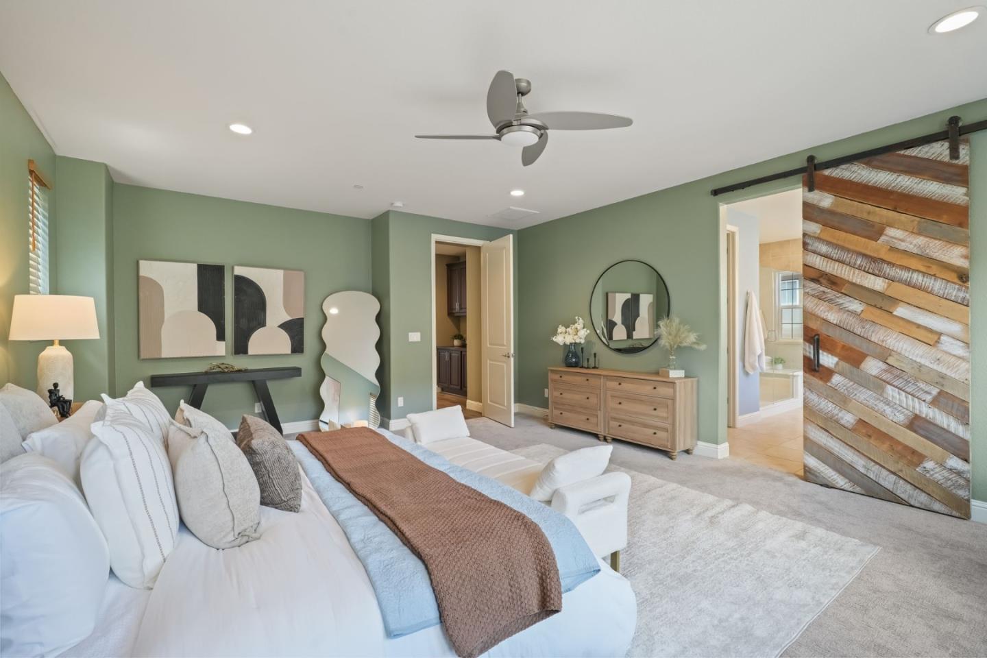 Property photo 43