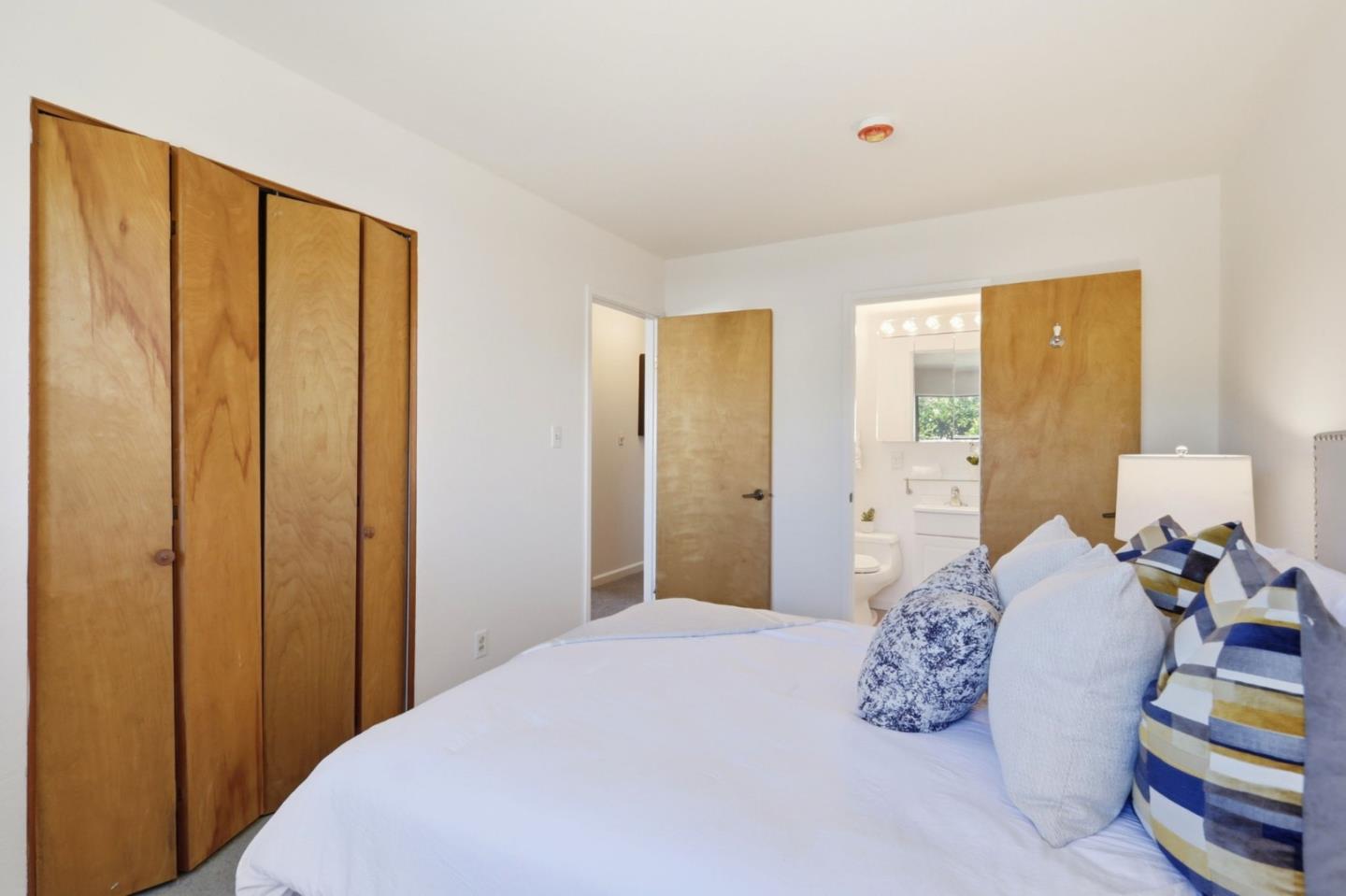 Property photo 33