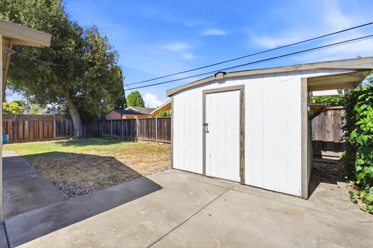 Property photo 46