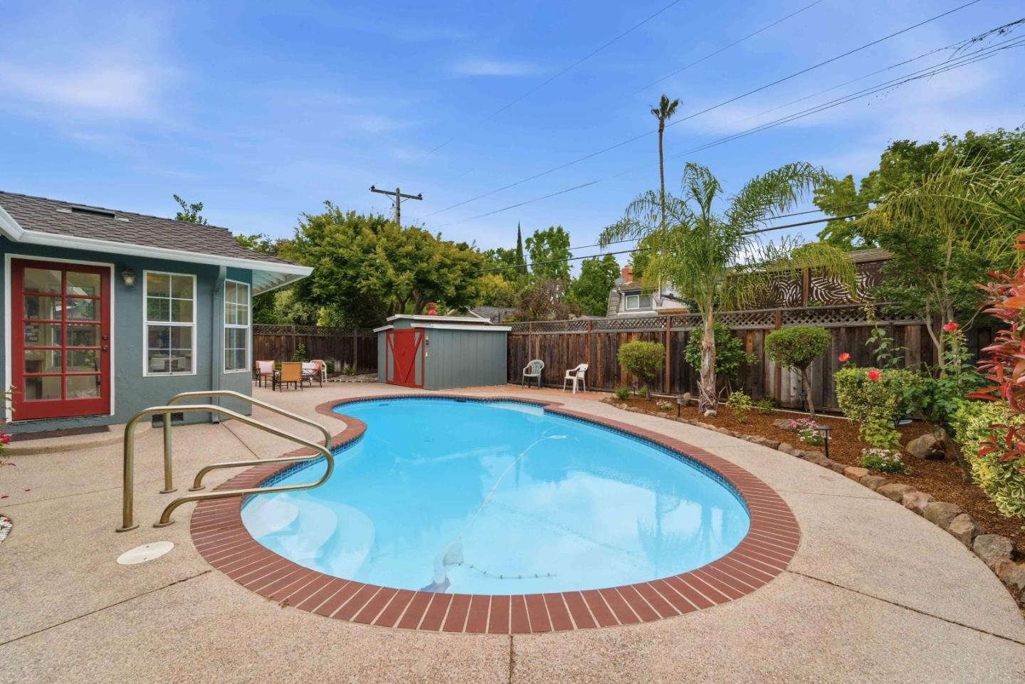 Property photo 32