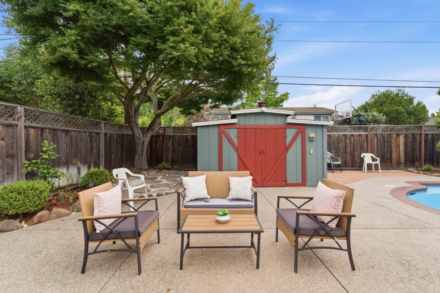Property photo 33