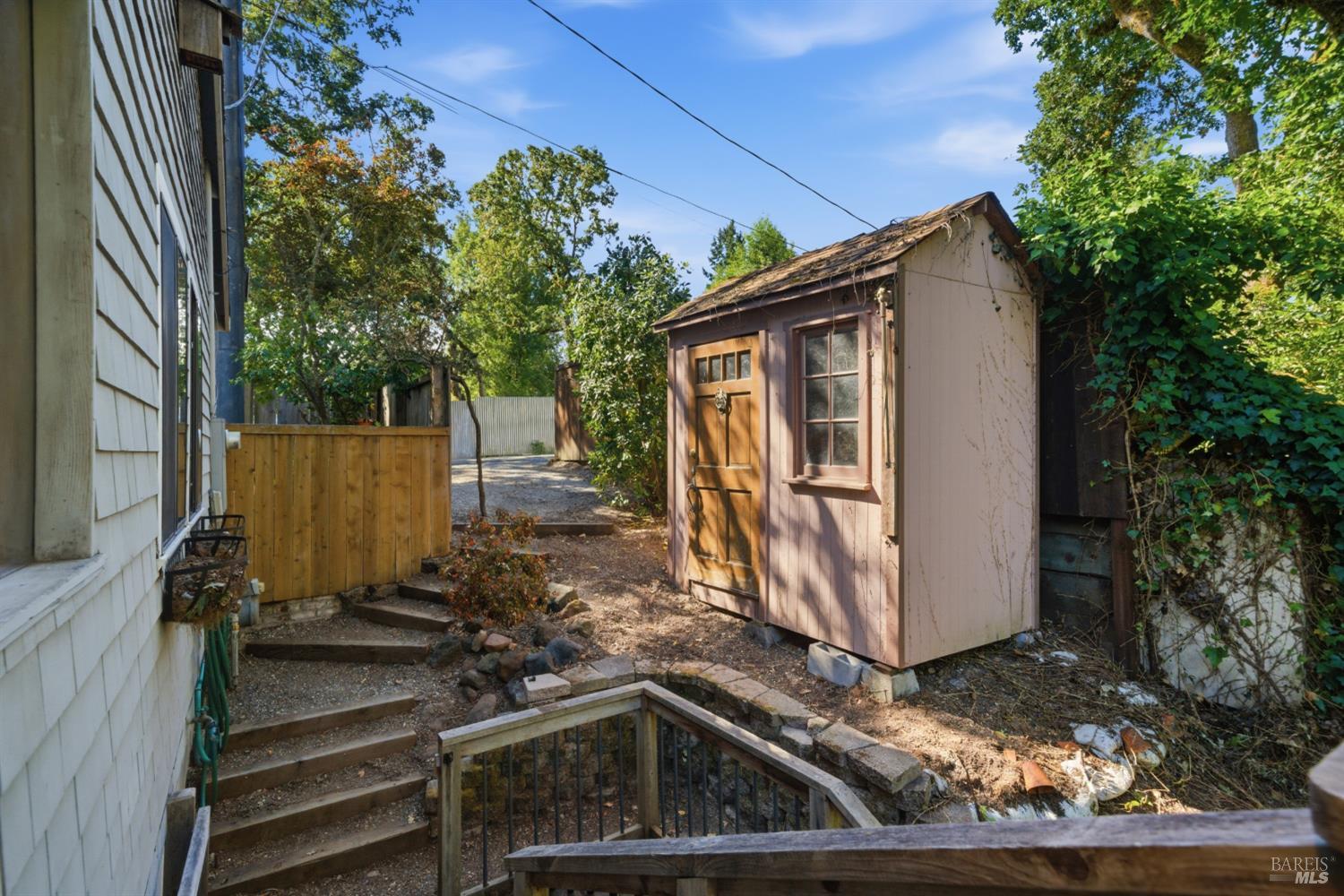 Property photo 33
