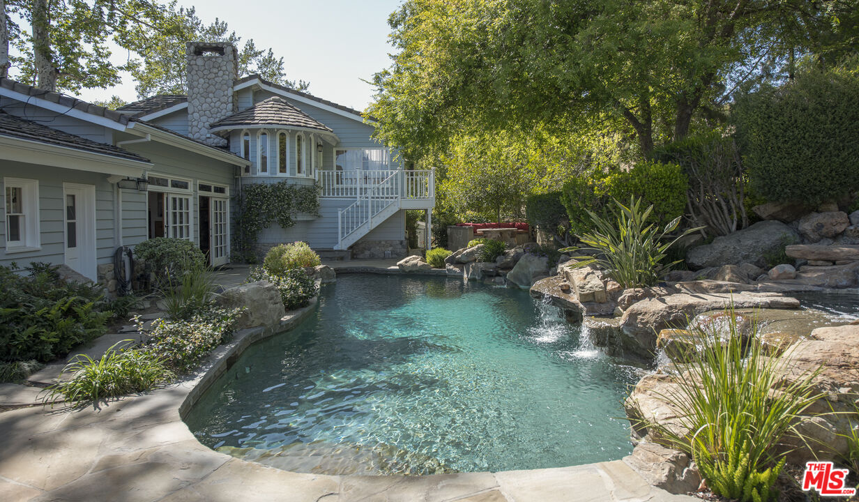 Property photo 37