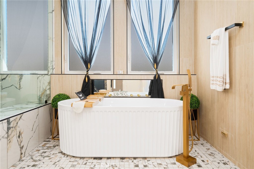 Property photo 50