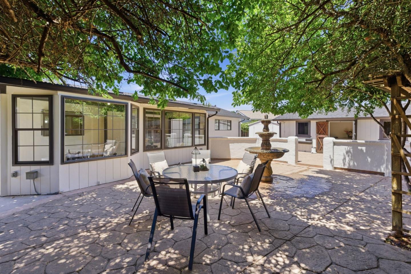 Property photo 44