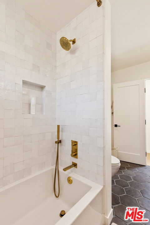Property photo 25