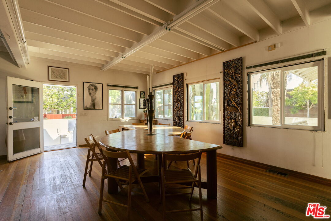 Property photo 38
