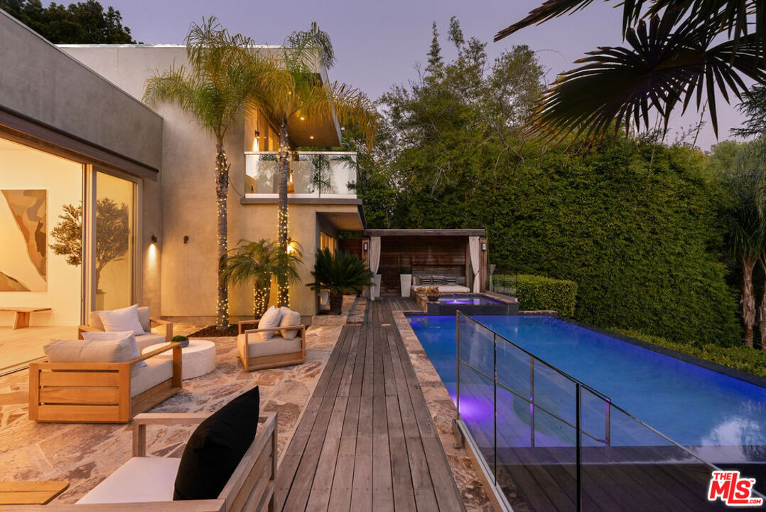 Property photo 38