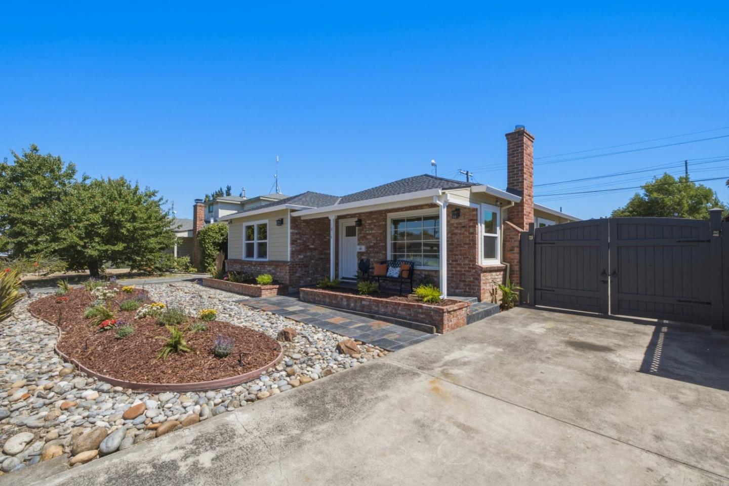 Property photo 50