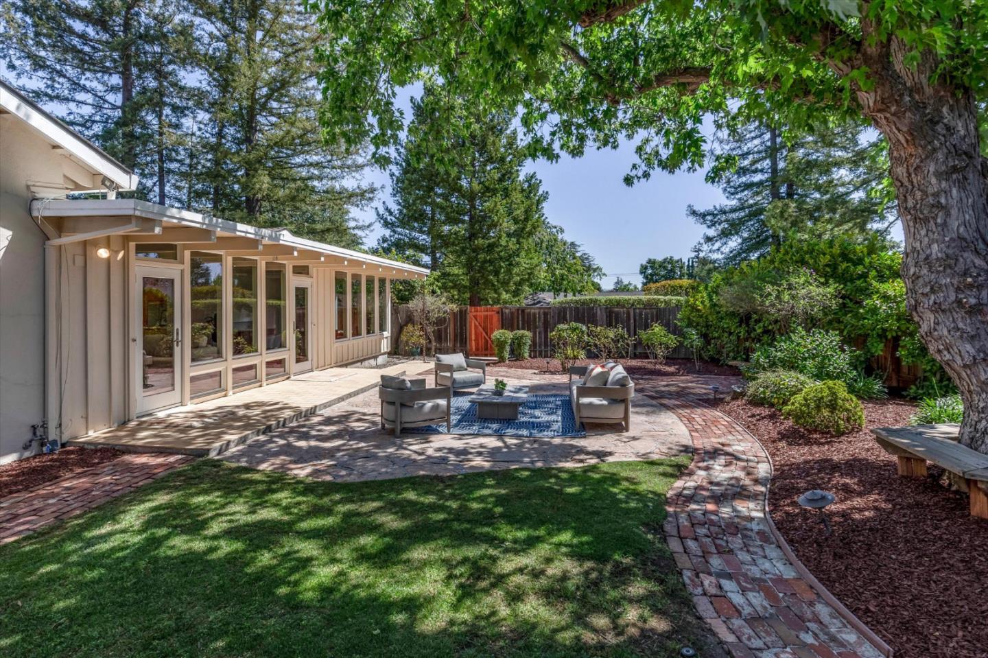 Property photo 42