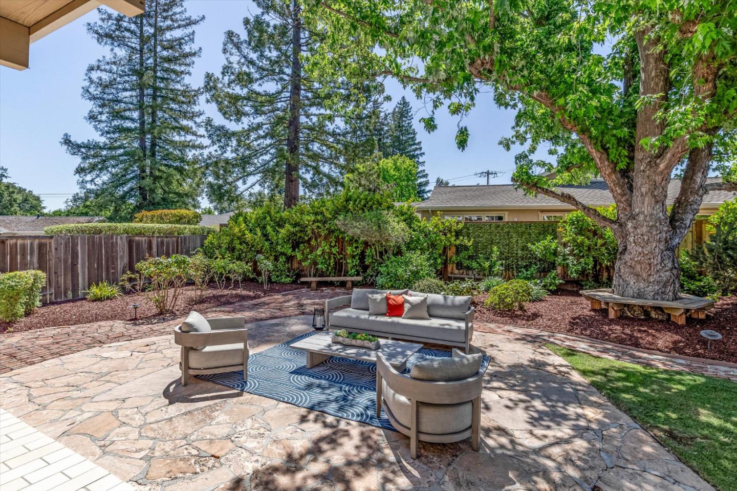 Property photo 43