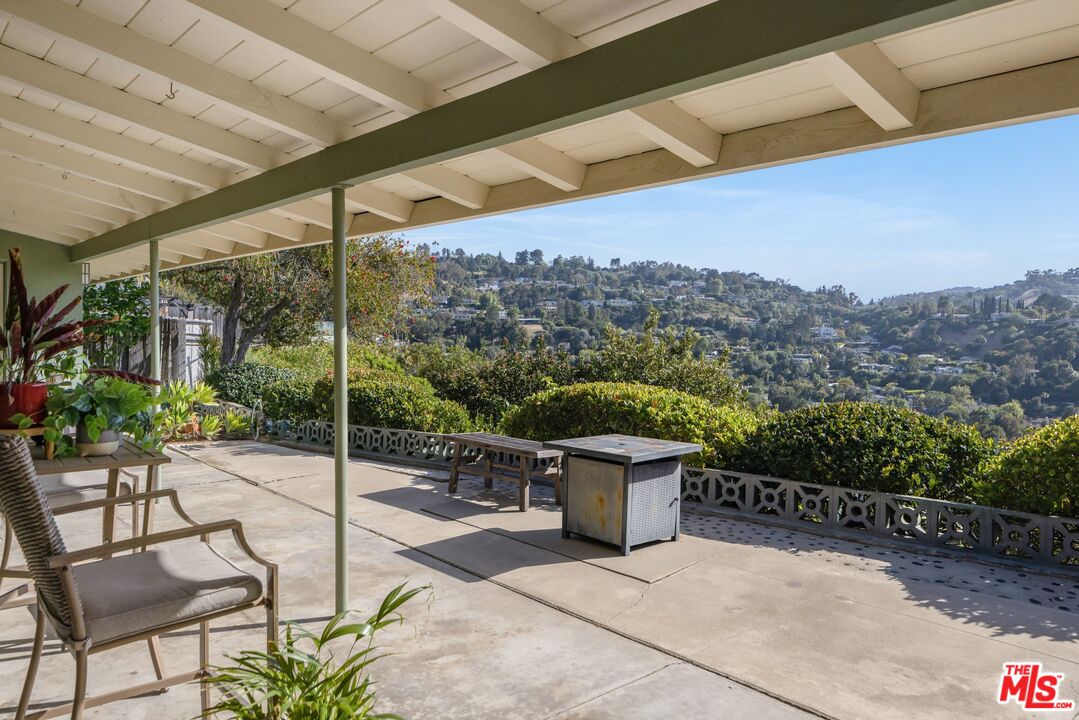 Property photo 37