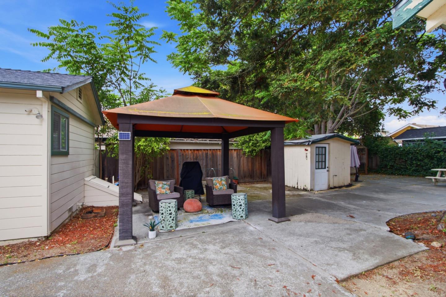 Property photo 22
