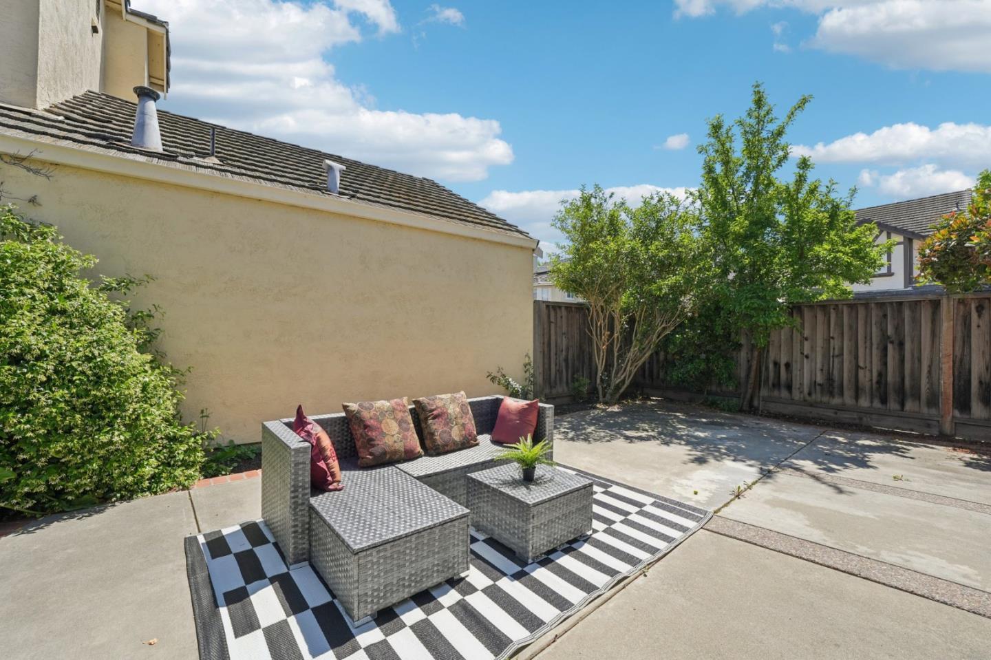 Property photo 44