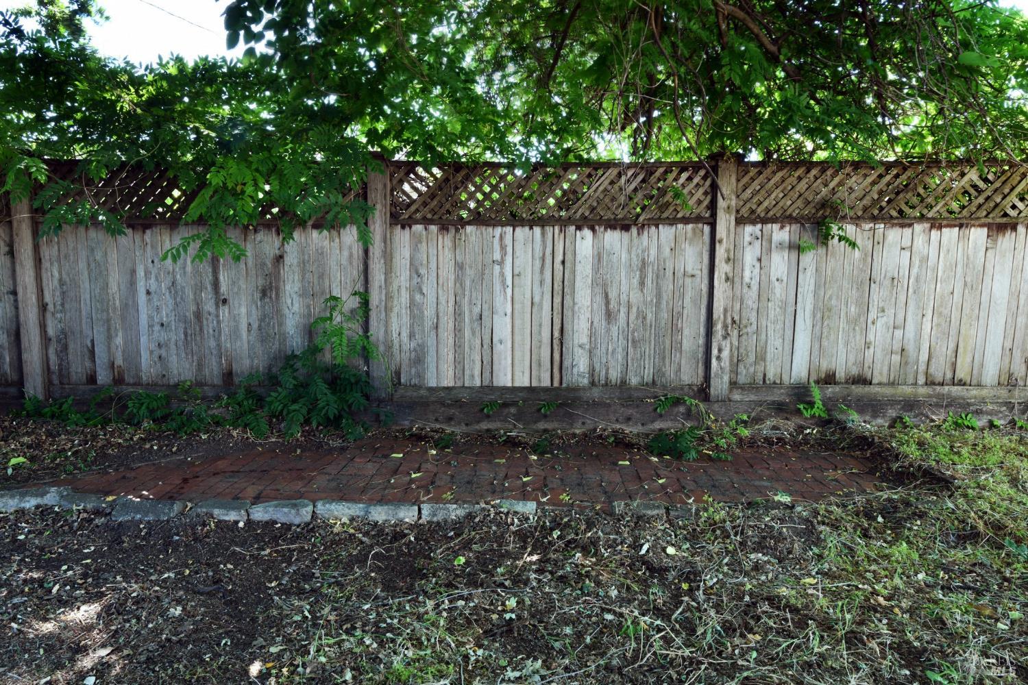 Property photo 32
