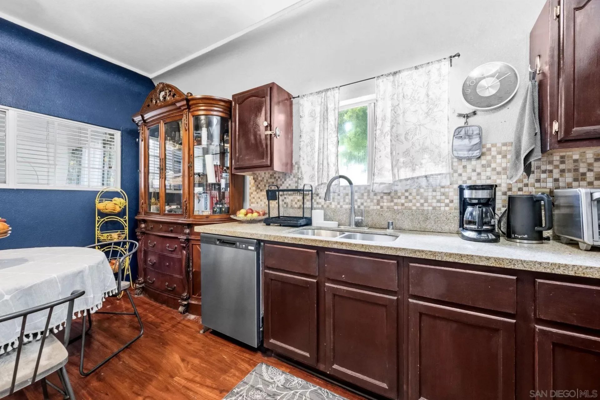 Property photo 32