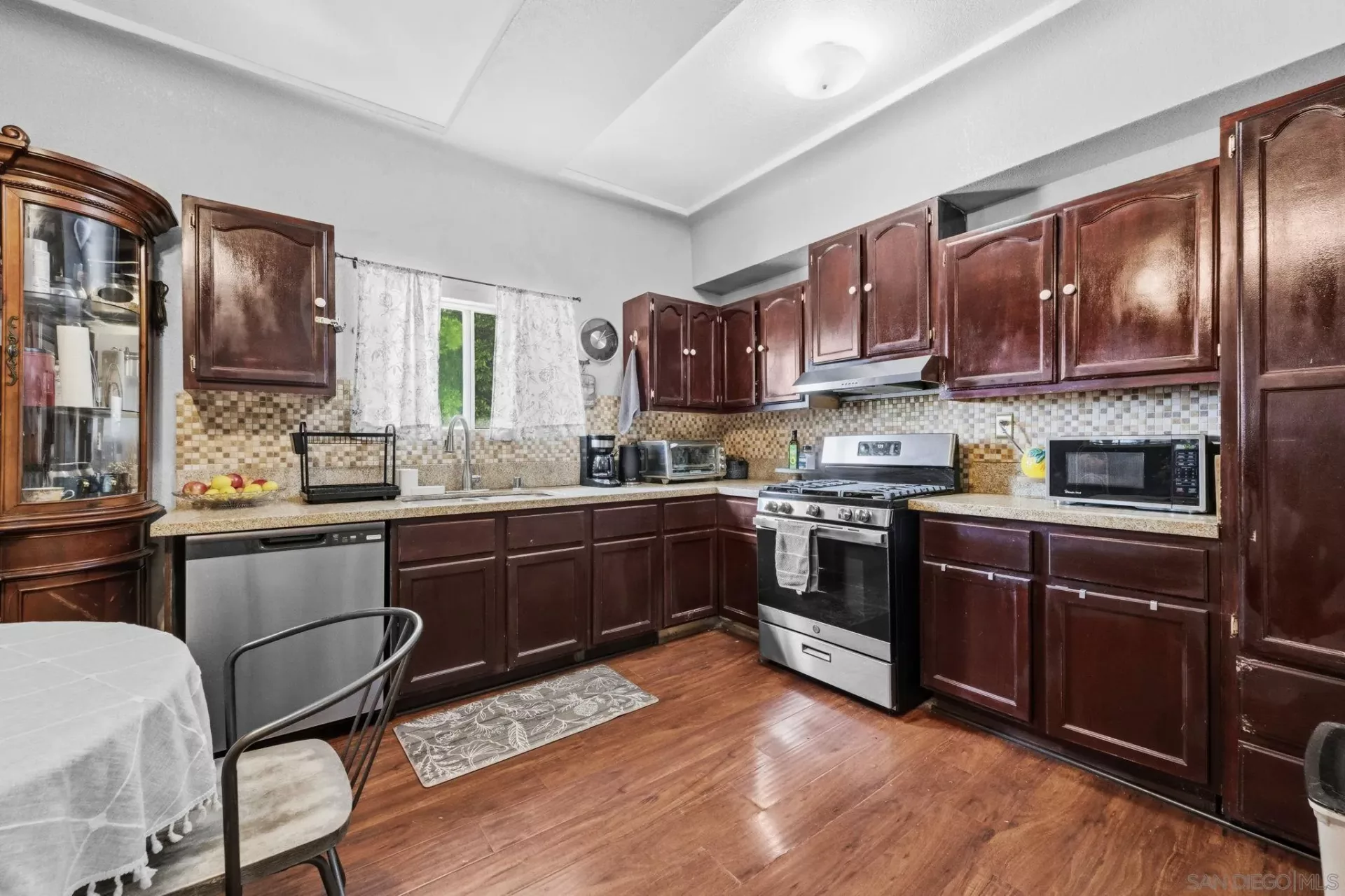 Property photo 33