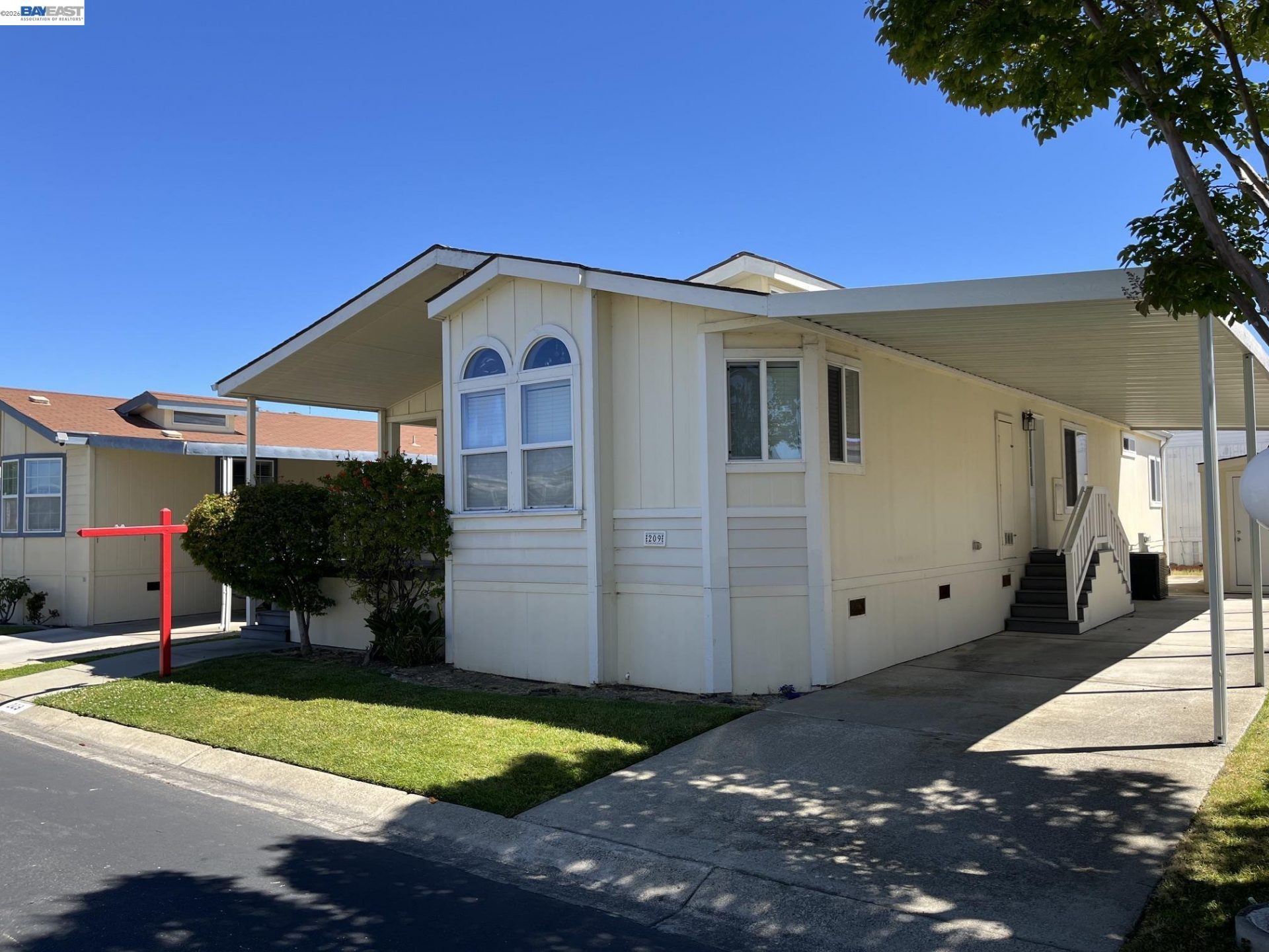 Property photo 33