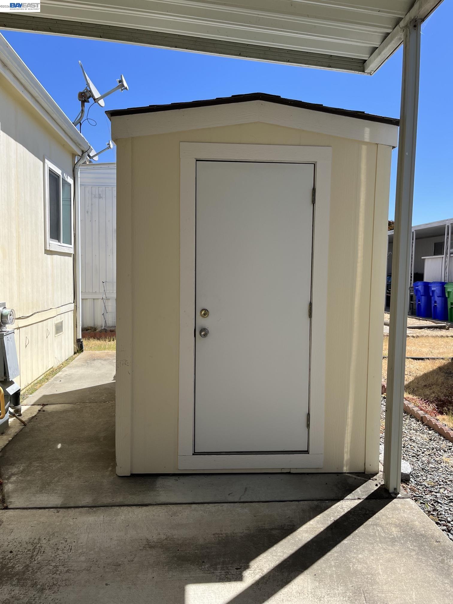 Property photo 37