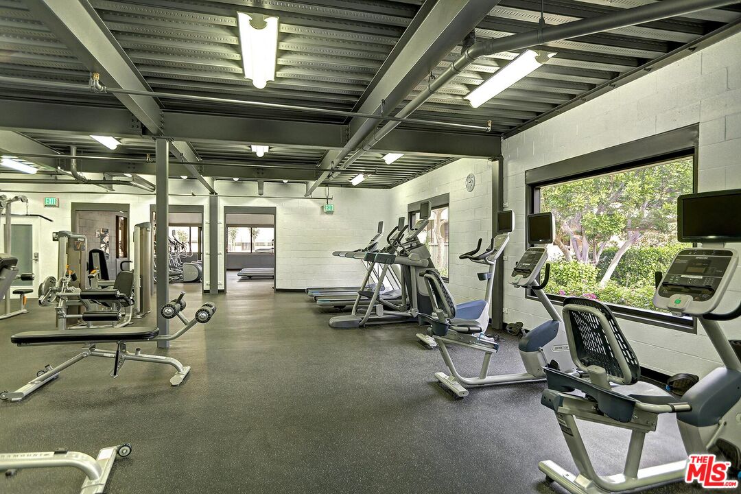 Property photo 35