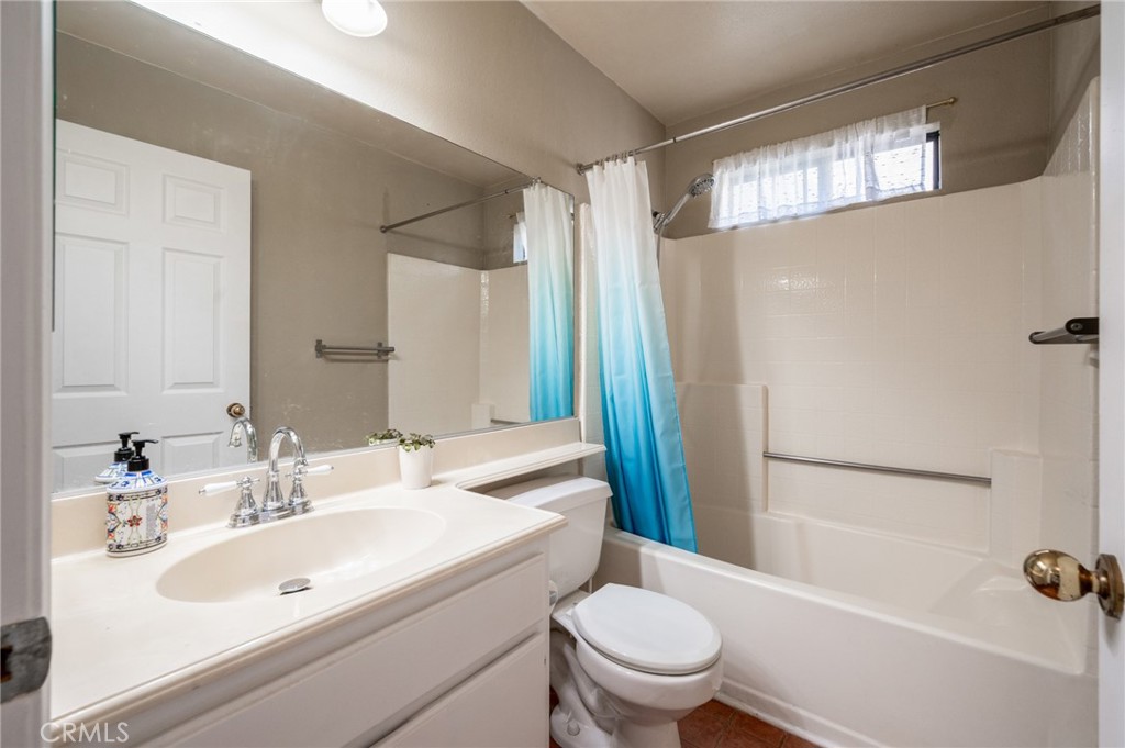 Property photo 25