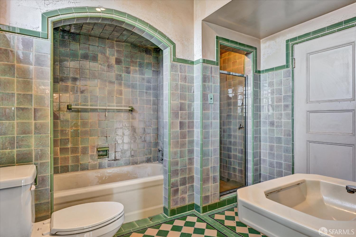 Property photo 40