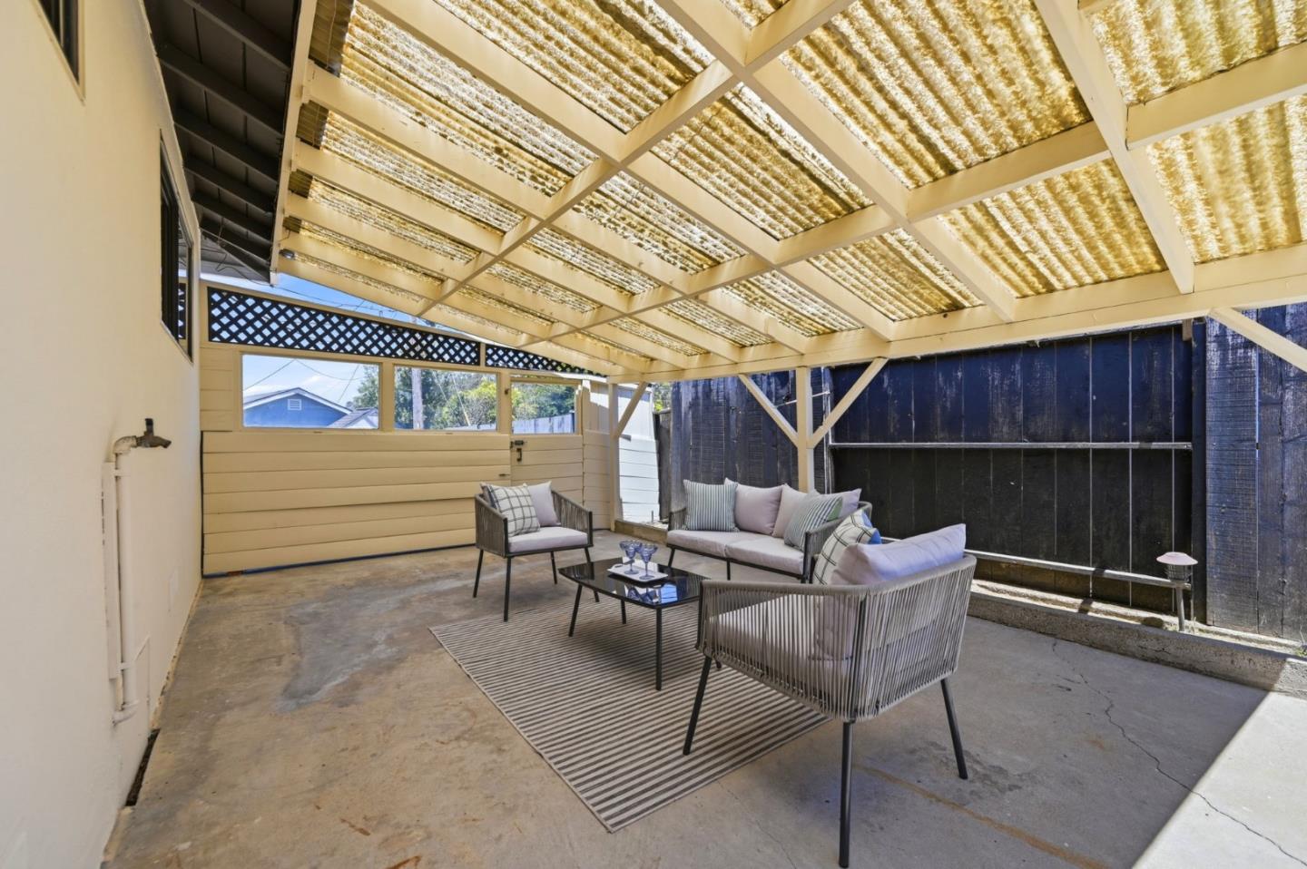 Property photo 43