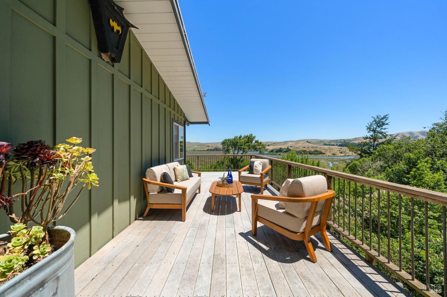 Property photo 40