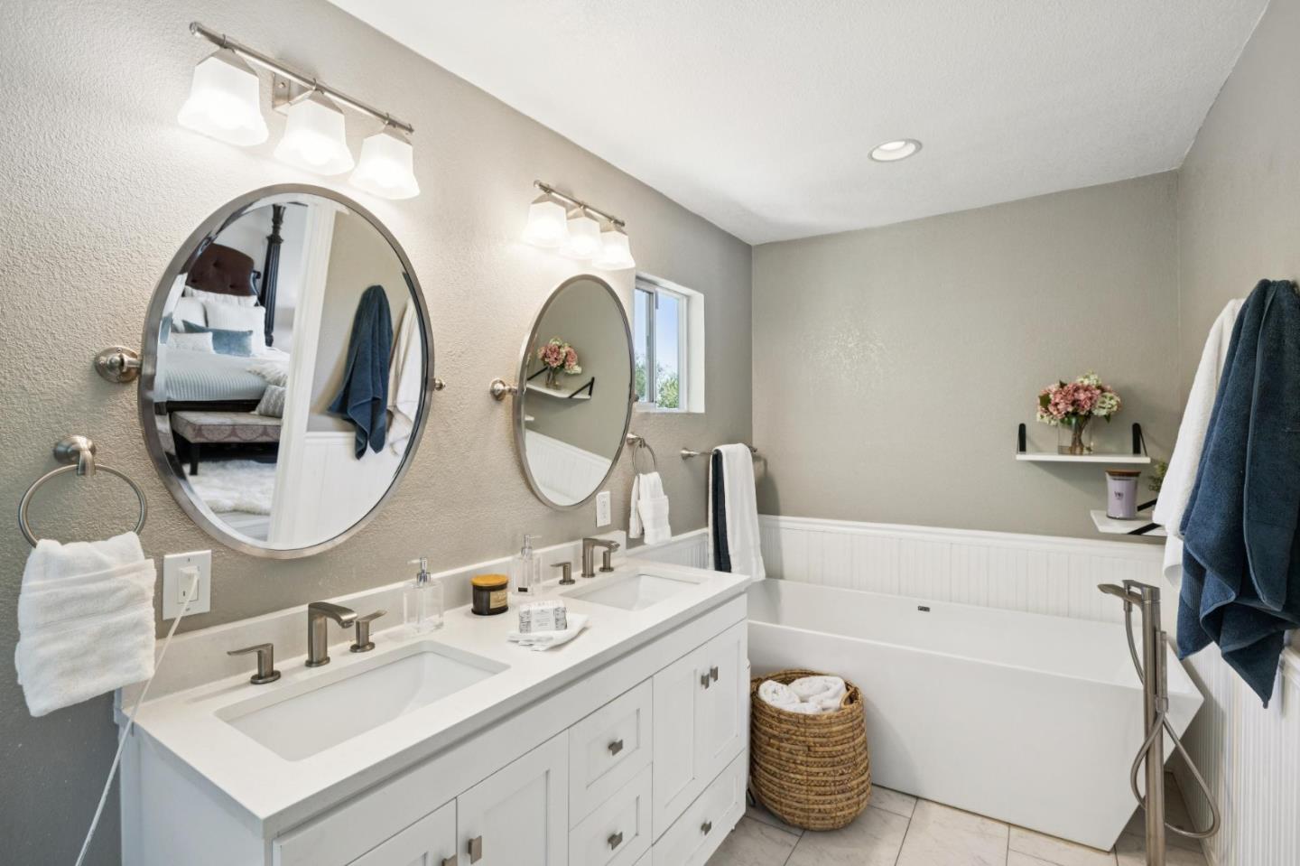 Property photo 35