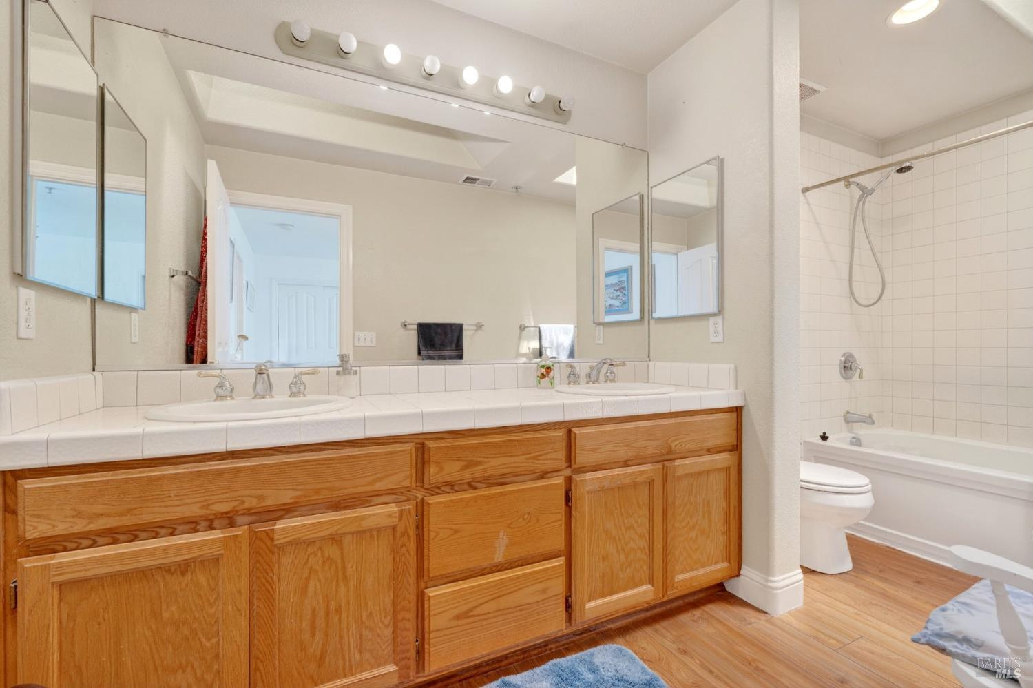 Property photo 41