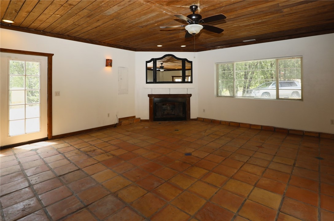 Property photo 38