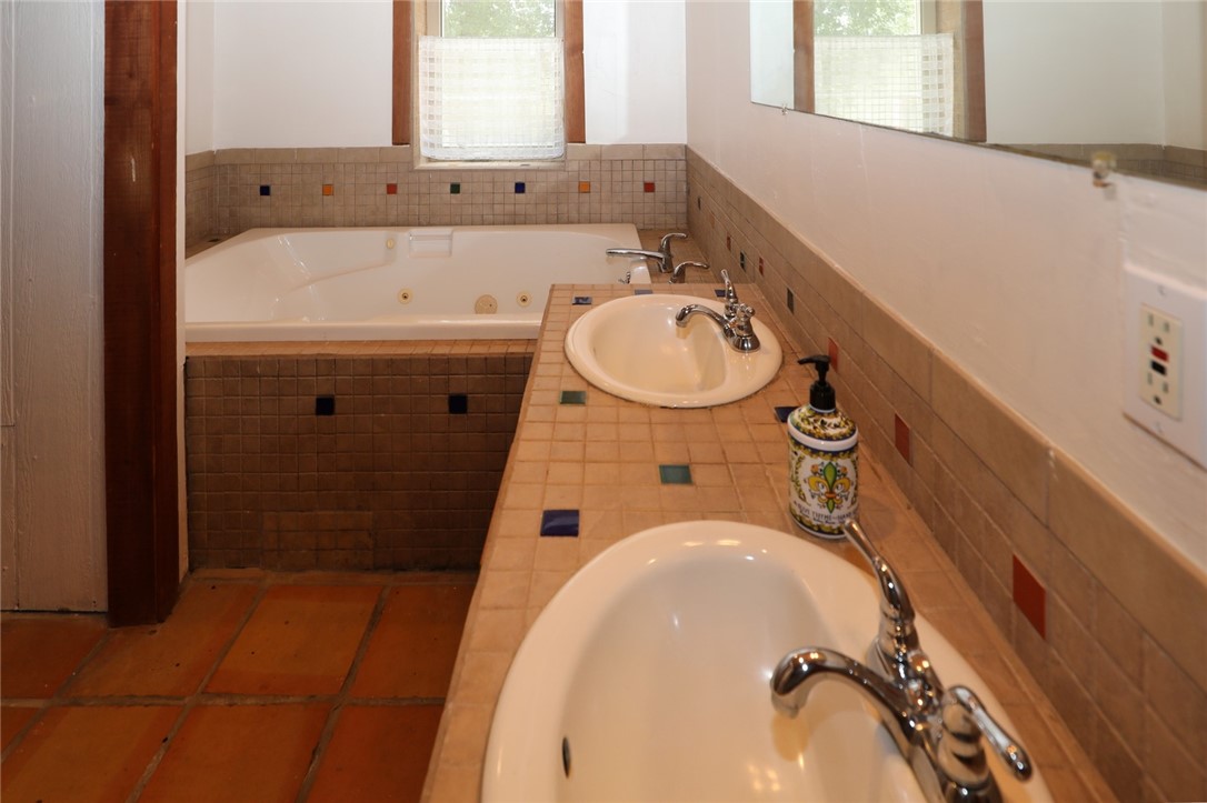 Property photo 50