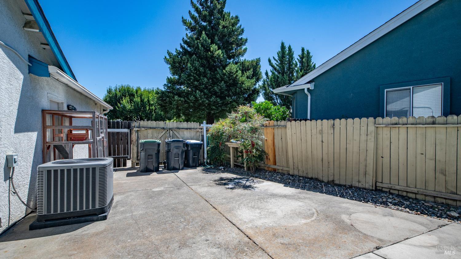 Property photo 42