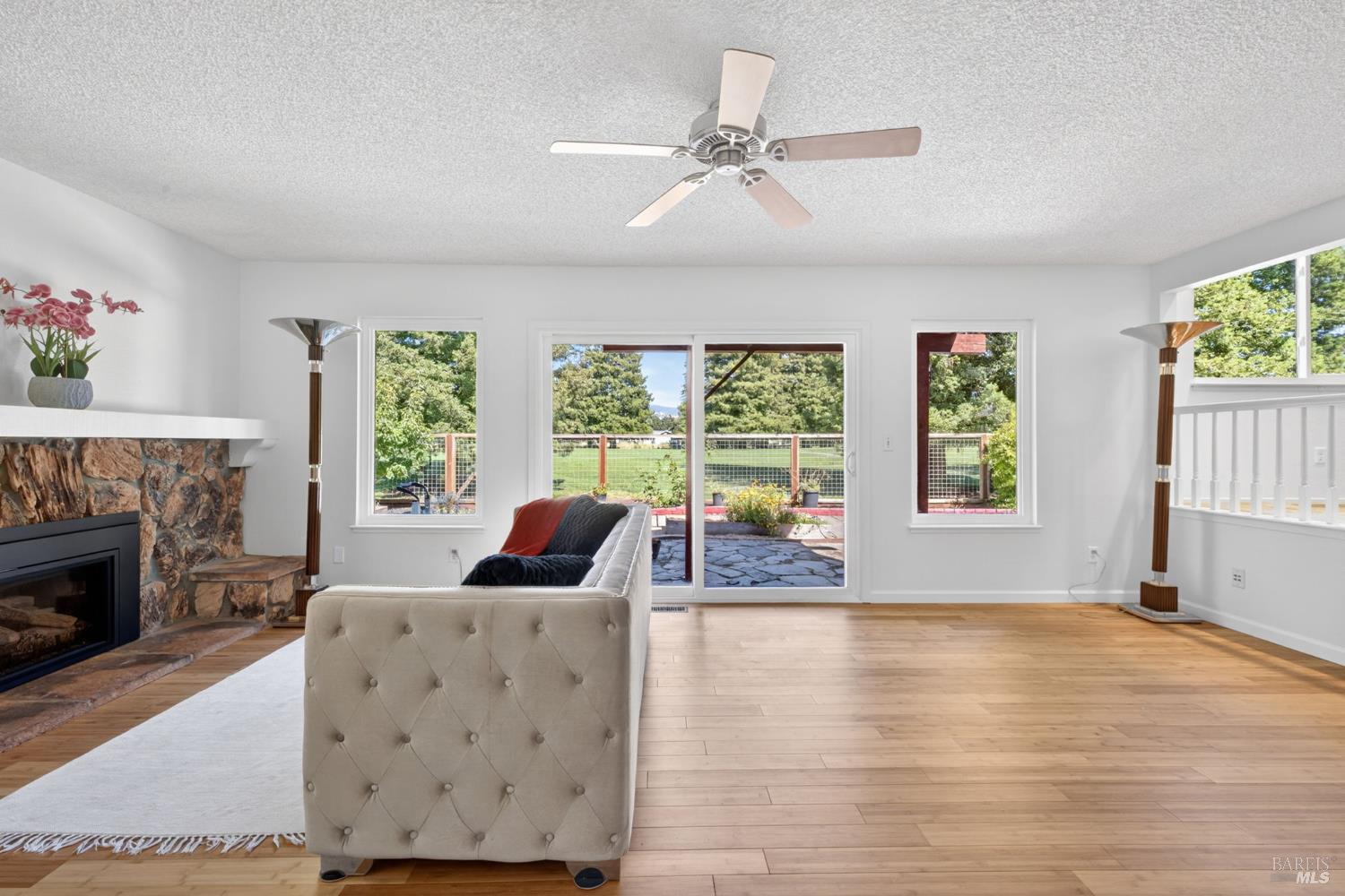 Property photo 35