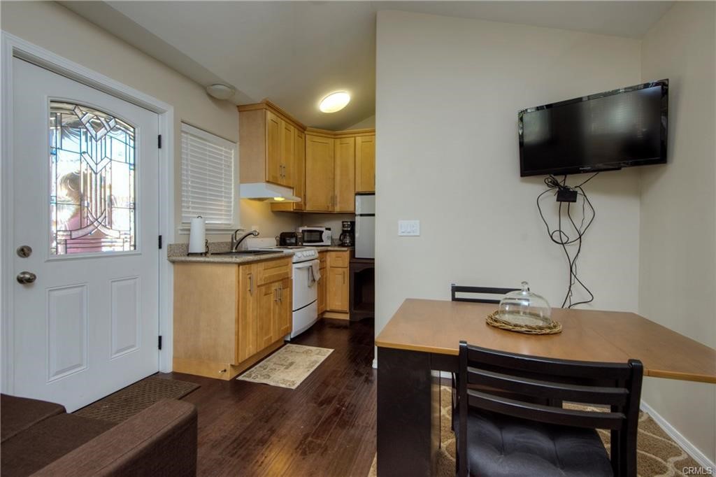 Property photo 35