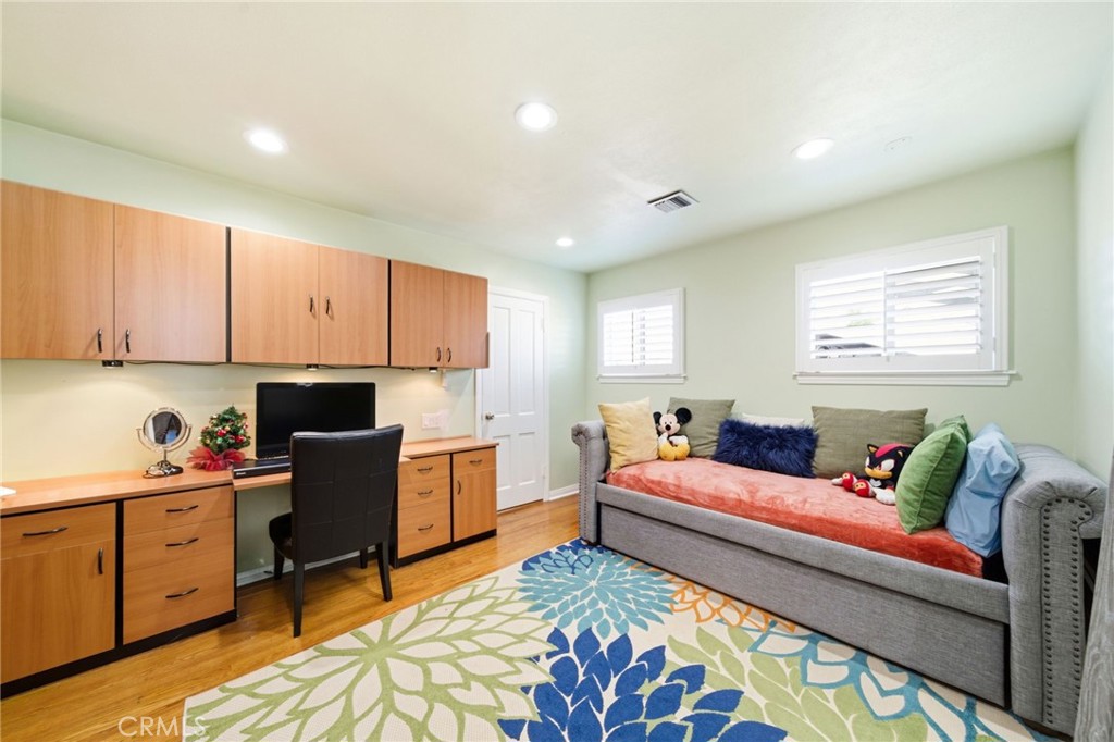 Property photo 34