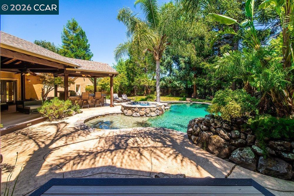 Property photo 46
