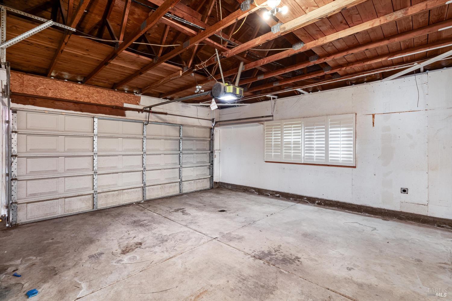 Property photo 36