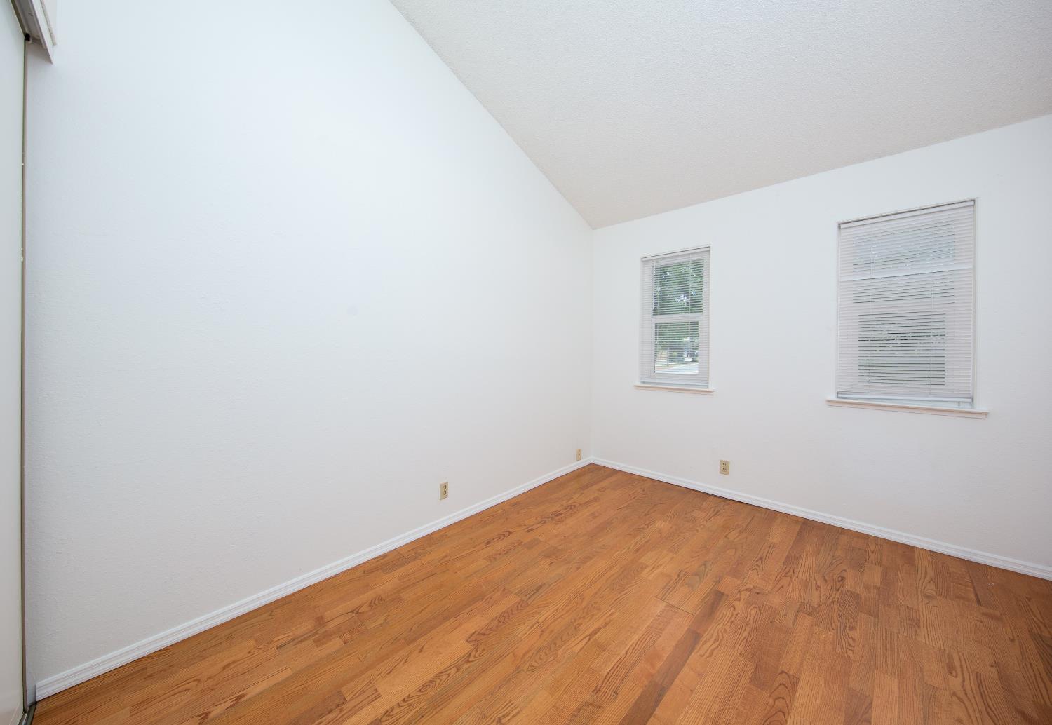Property photo 50