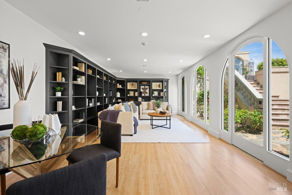 Property photo 46